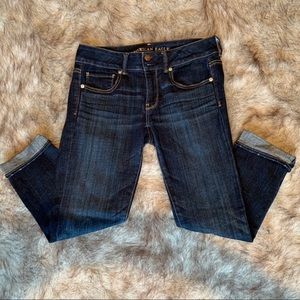 Comfy Cropped Cuffed Jeans